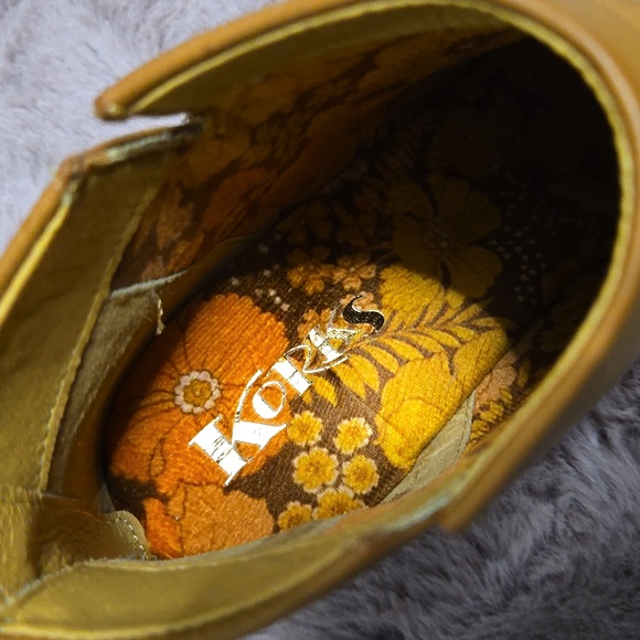 NWOB KORKS WEDGE BOOTIES. SZ 10 - Picture 3 of 6